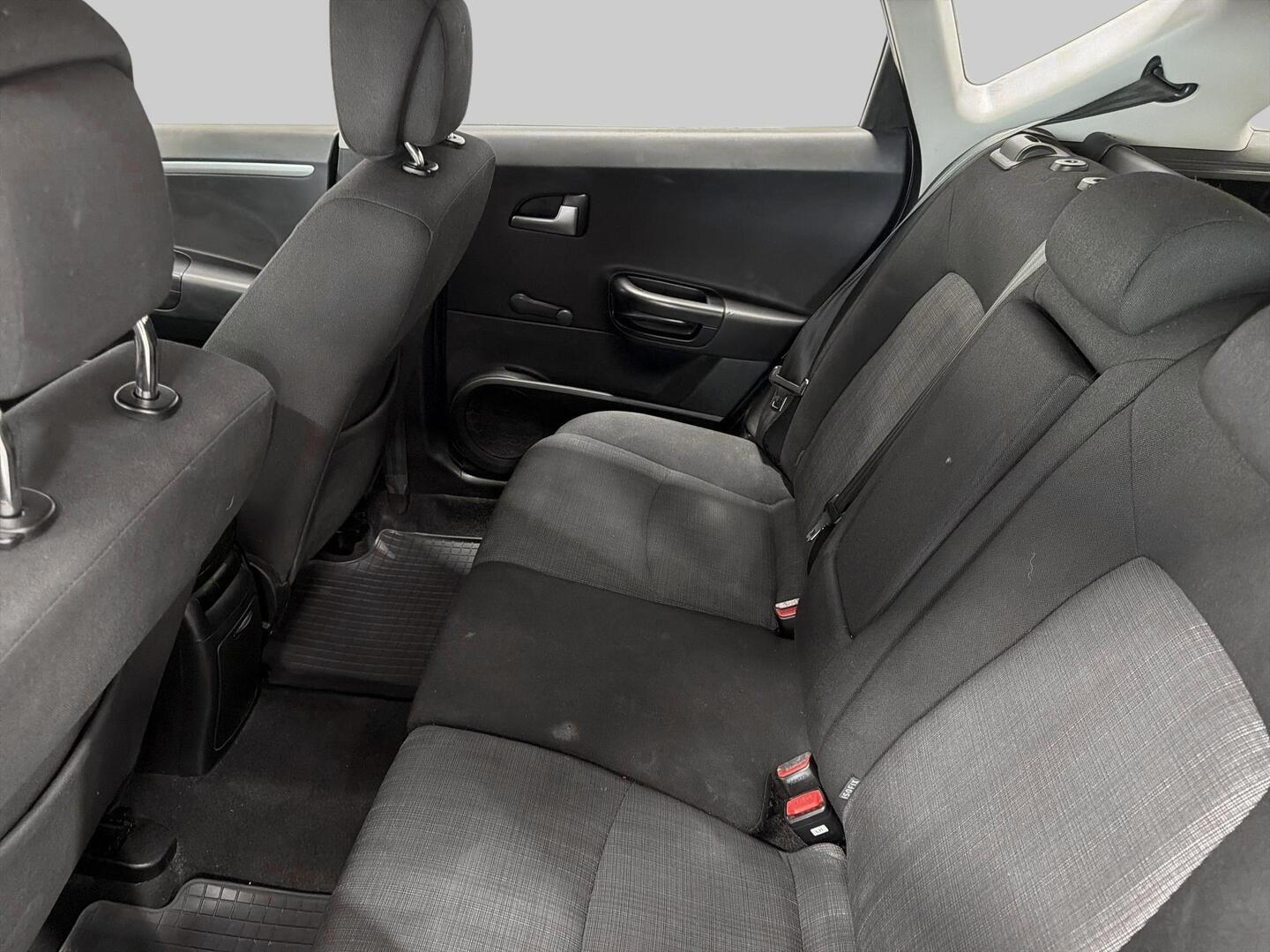 KIA cee'd 2010