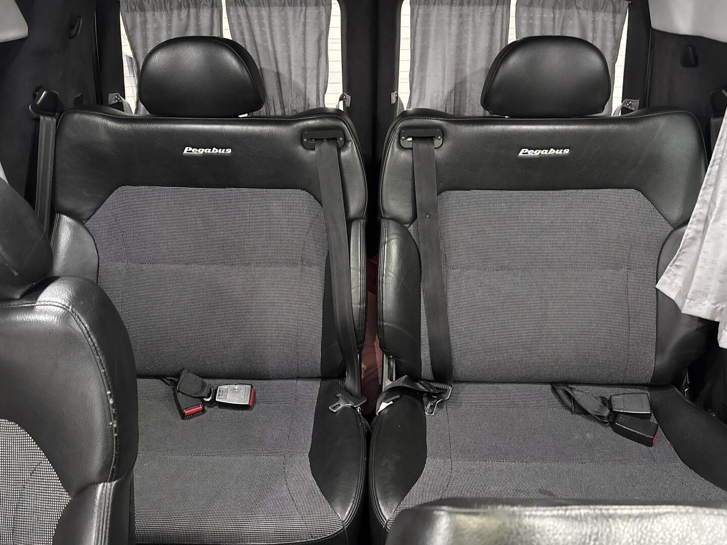 VOLKSWAGEN Transporter 2013