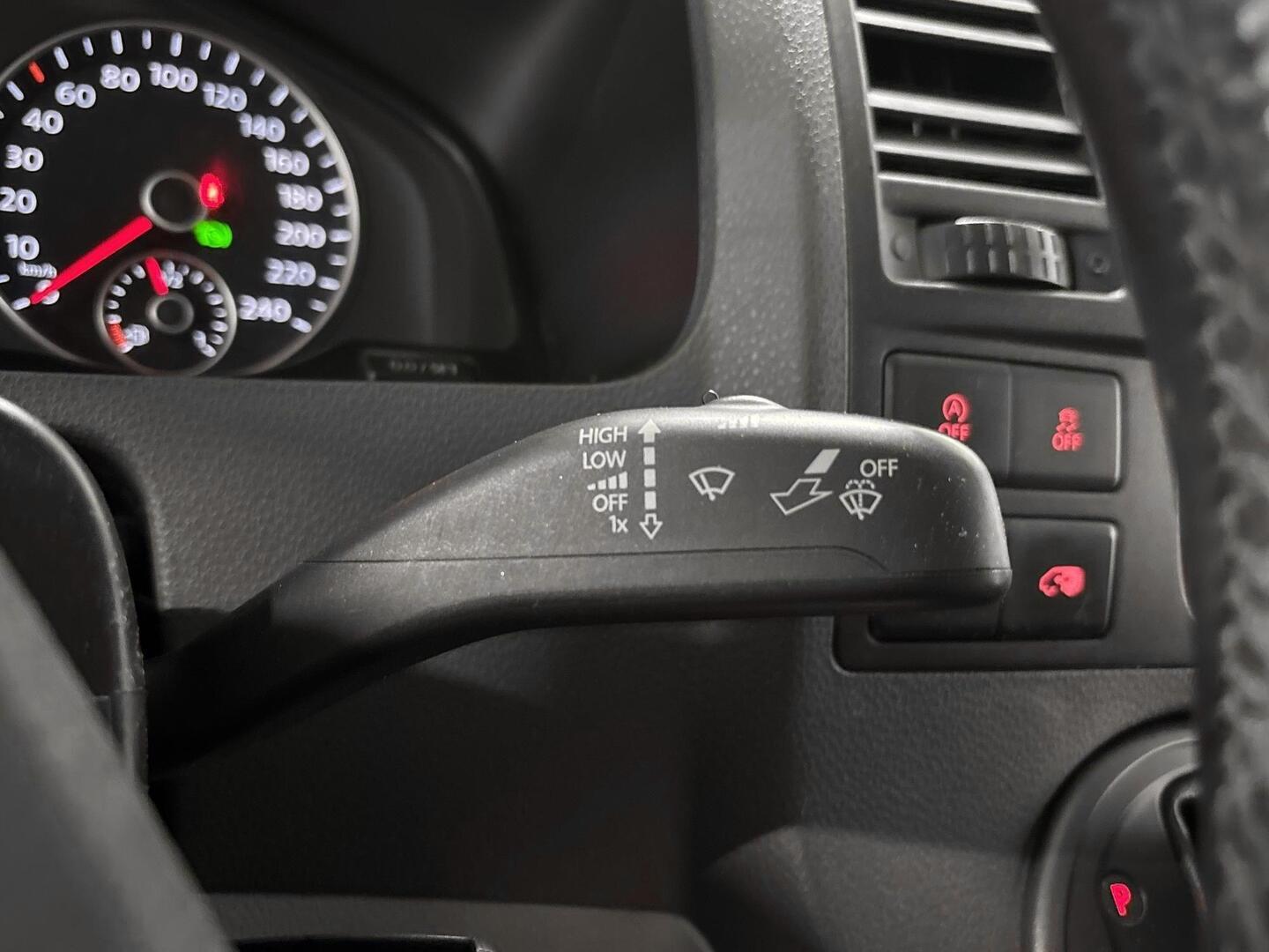 VOLKSWAGEN Transporter 2013