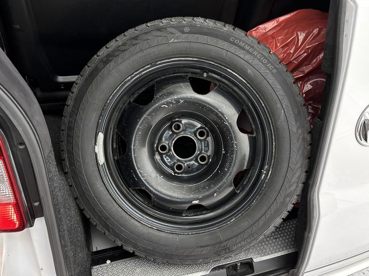VOLKSWAGEN Transporter 2013