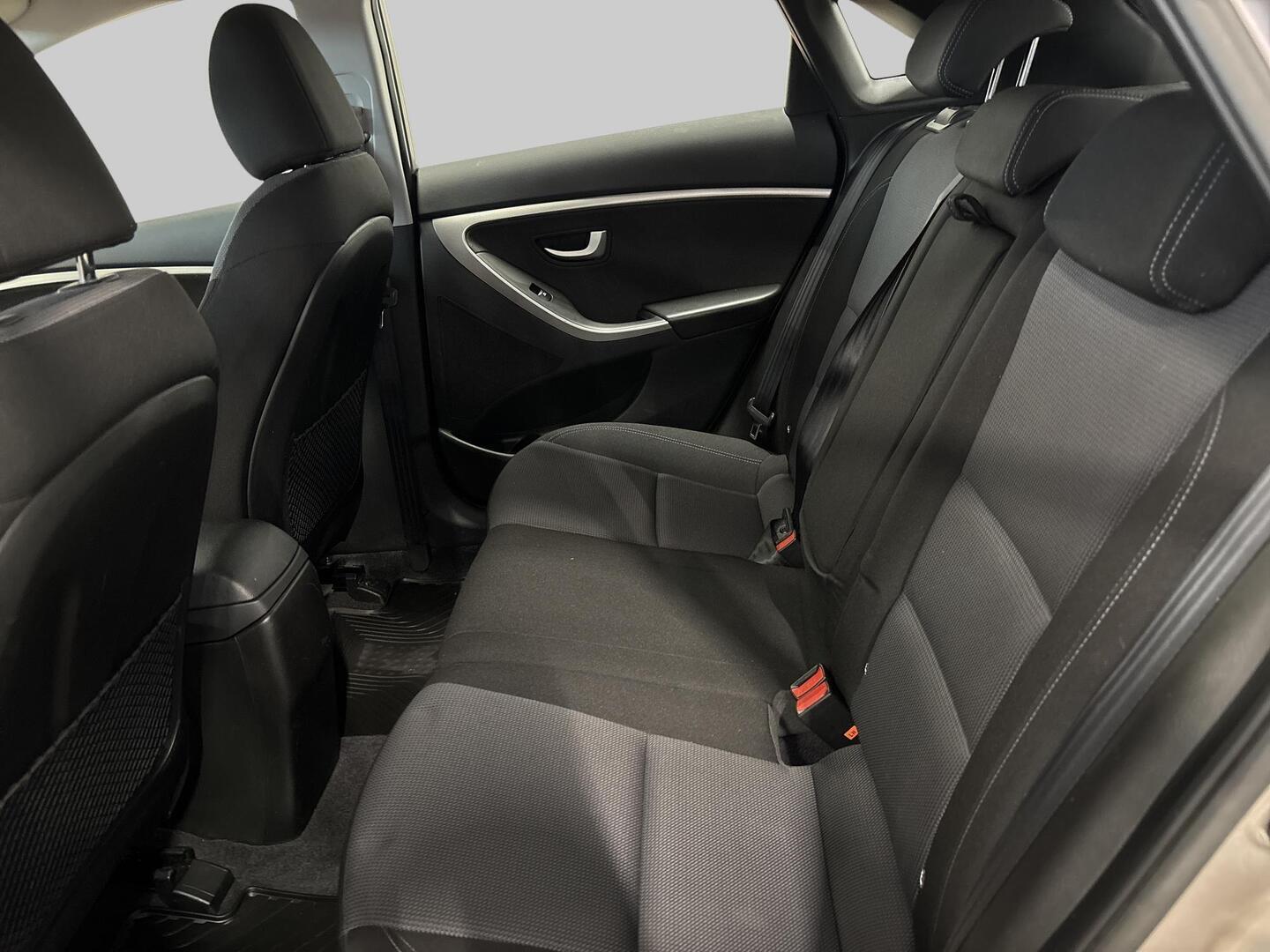 HYUNDAI i30 5d 2016