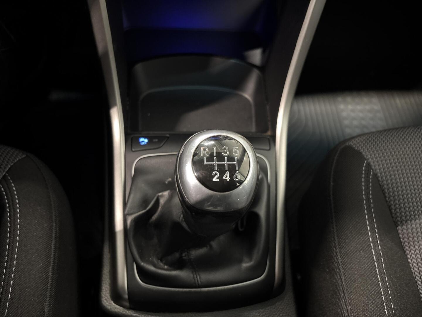 HYUNDAI i30 5d 2016