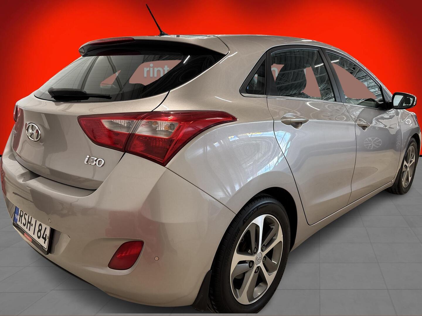 HYUNDAI i30 5d 2016