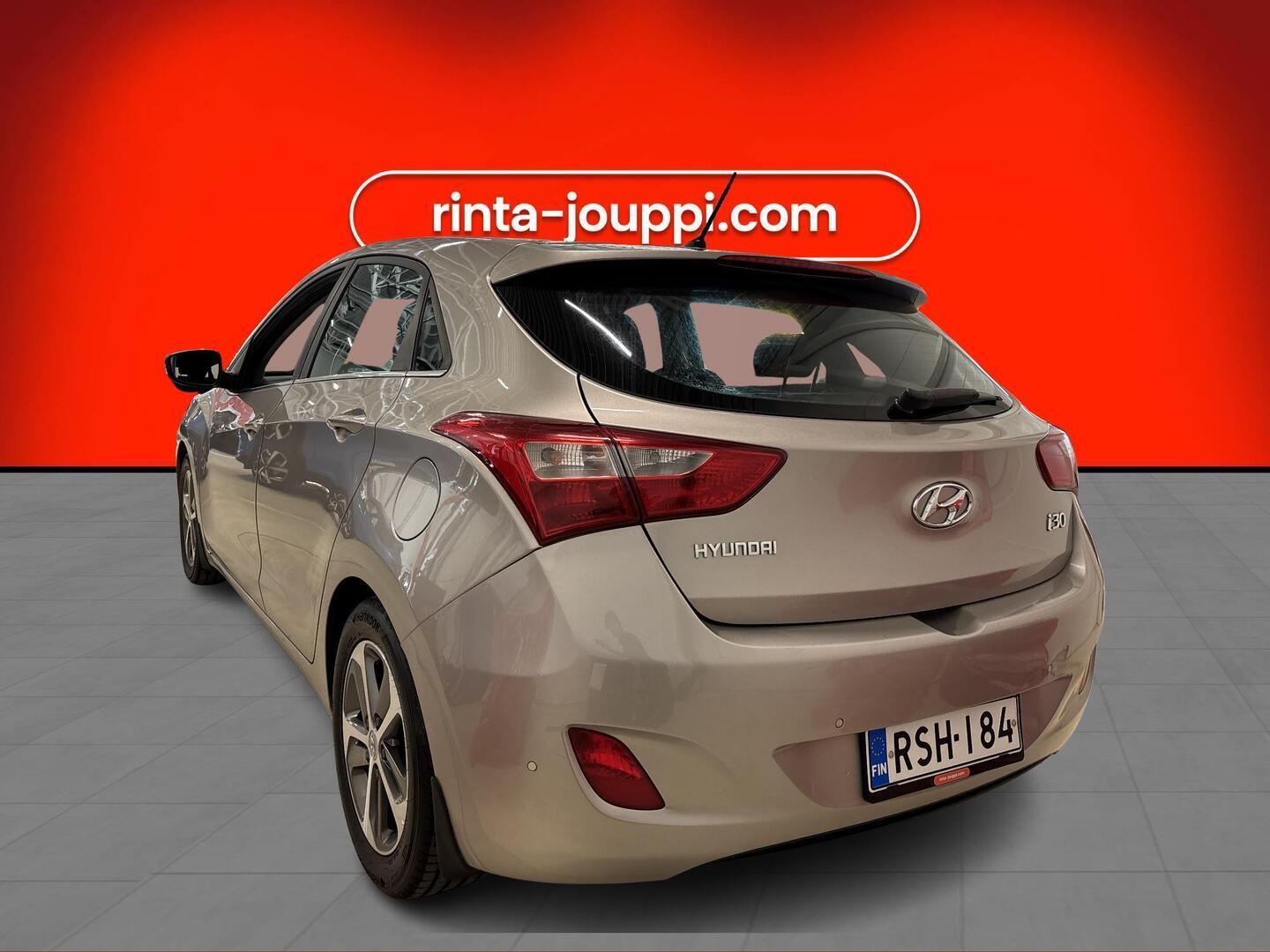 HYUNDAI i30 5d 2016