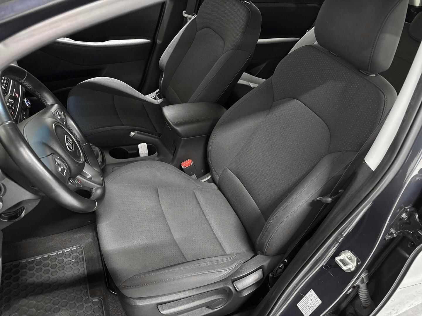KIA Carens 2016