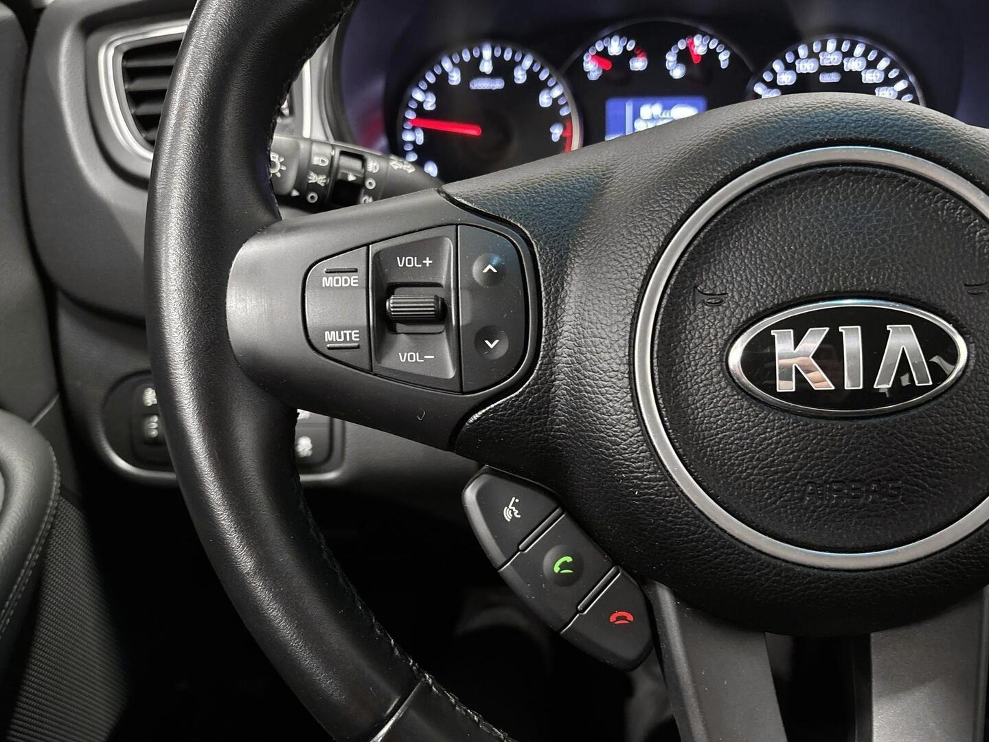 KIA Carens 2016