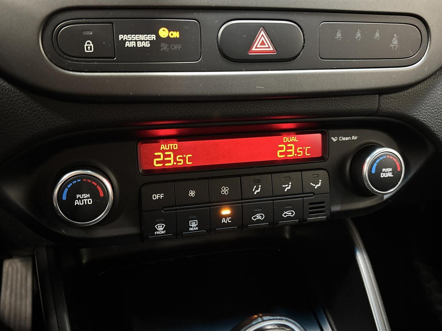 KIA Carens 2016