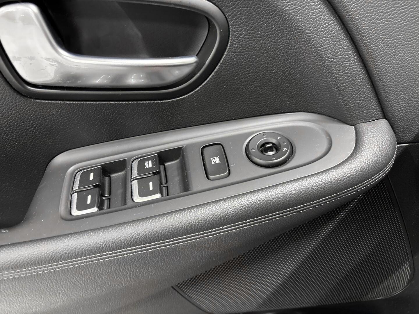 KIA Carens 2016