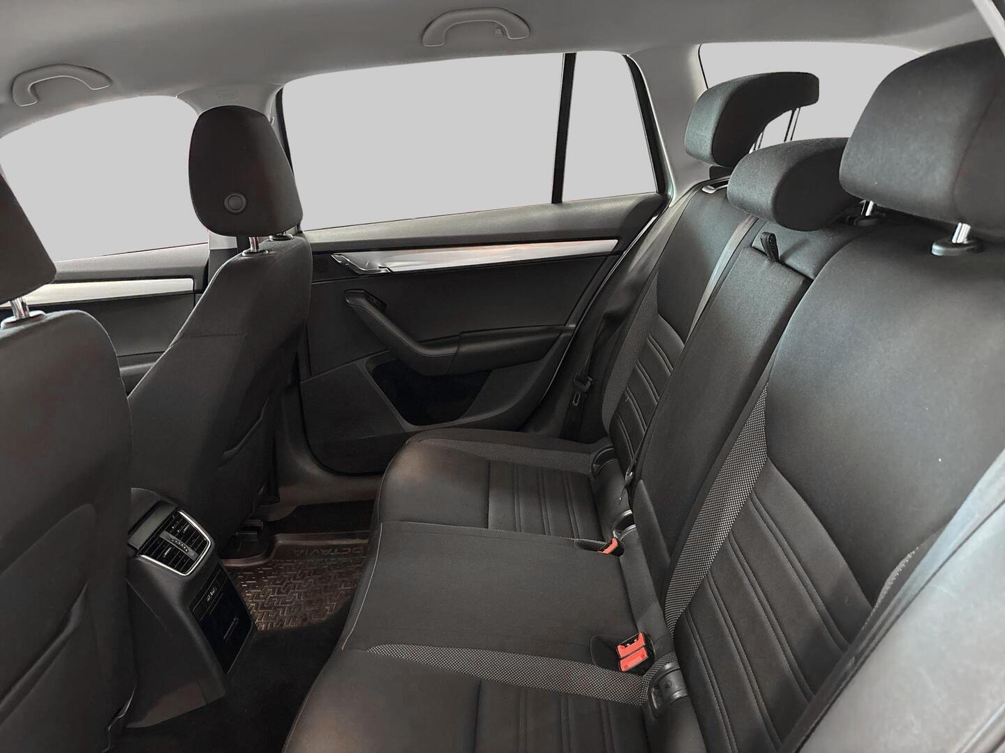 SKODA Octavia 2019