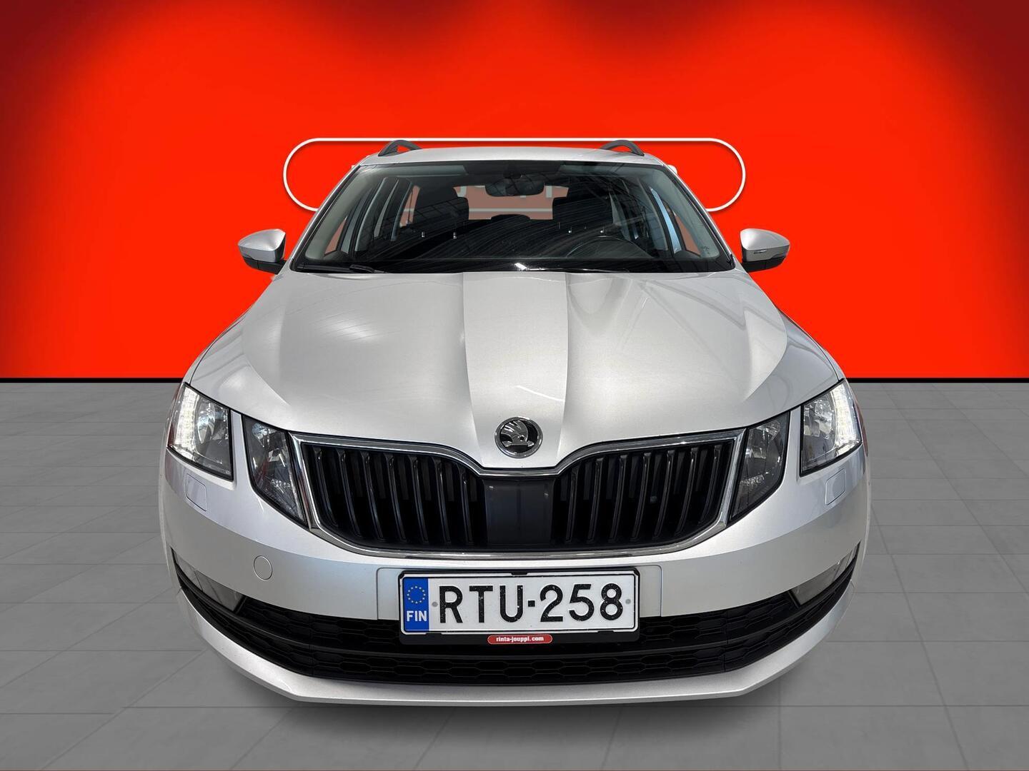 SKODA Octavia 2019