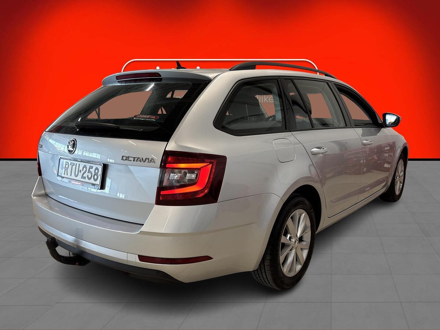 SKODA Octavia 2019