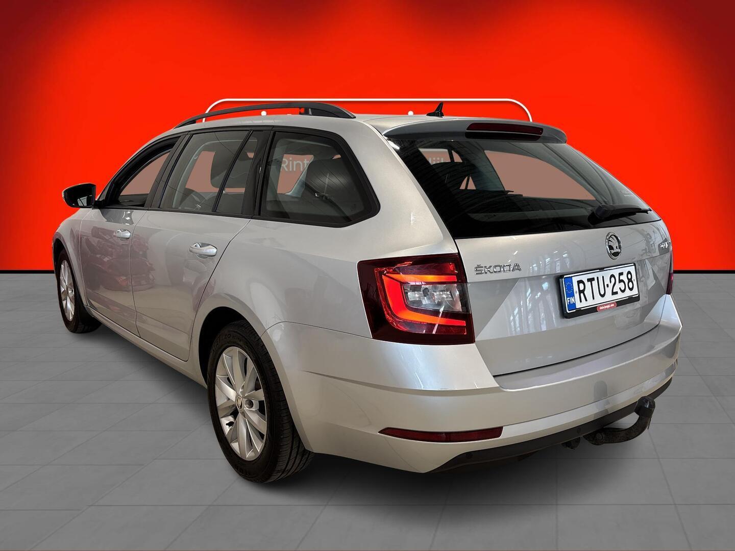 SKODA Octavia 2019