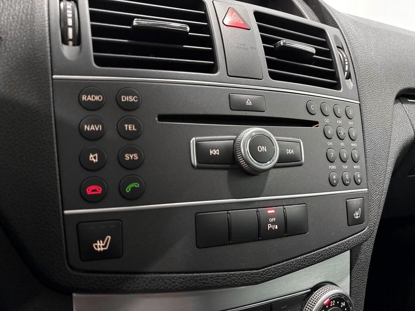 MERCEDES-BENZ C 2011