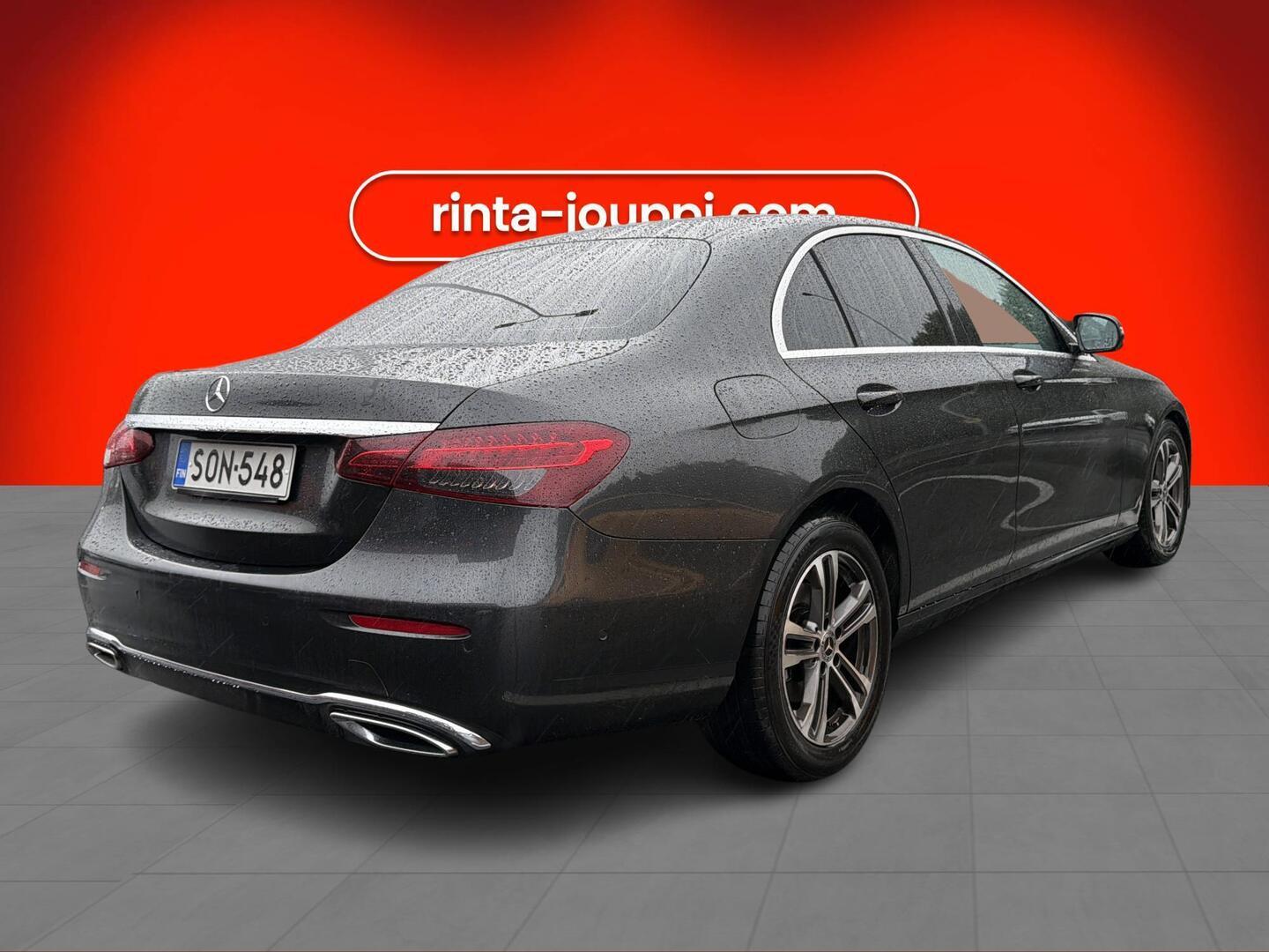 MERCEDES-BENZ E 2021