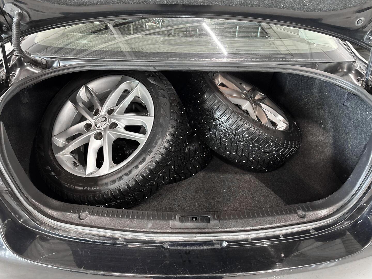 MAZDA Mazda6 2011