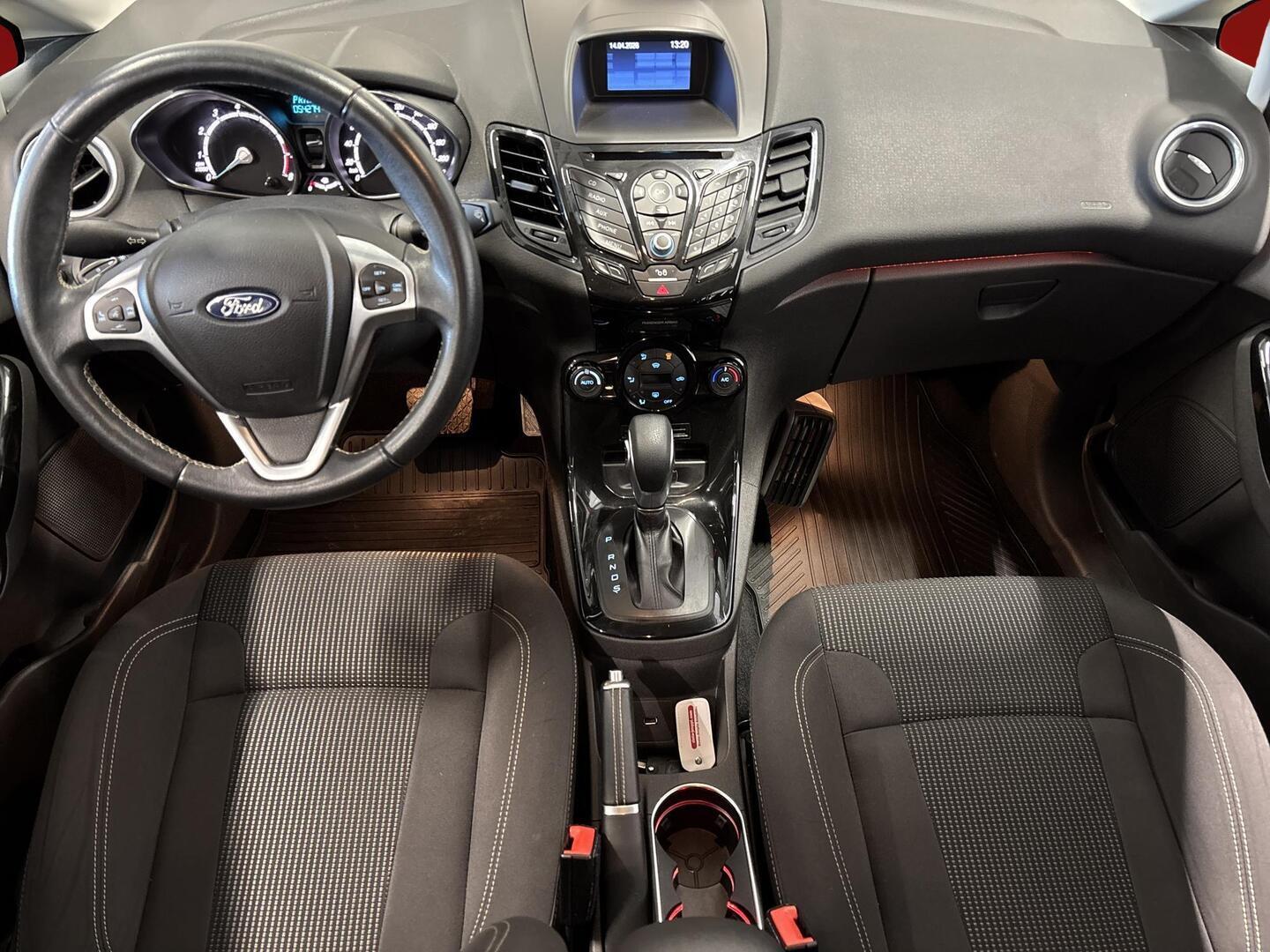 FORD Fiesta 2017