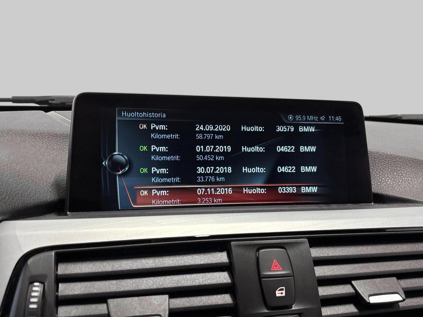 BMW 330 2016
