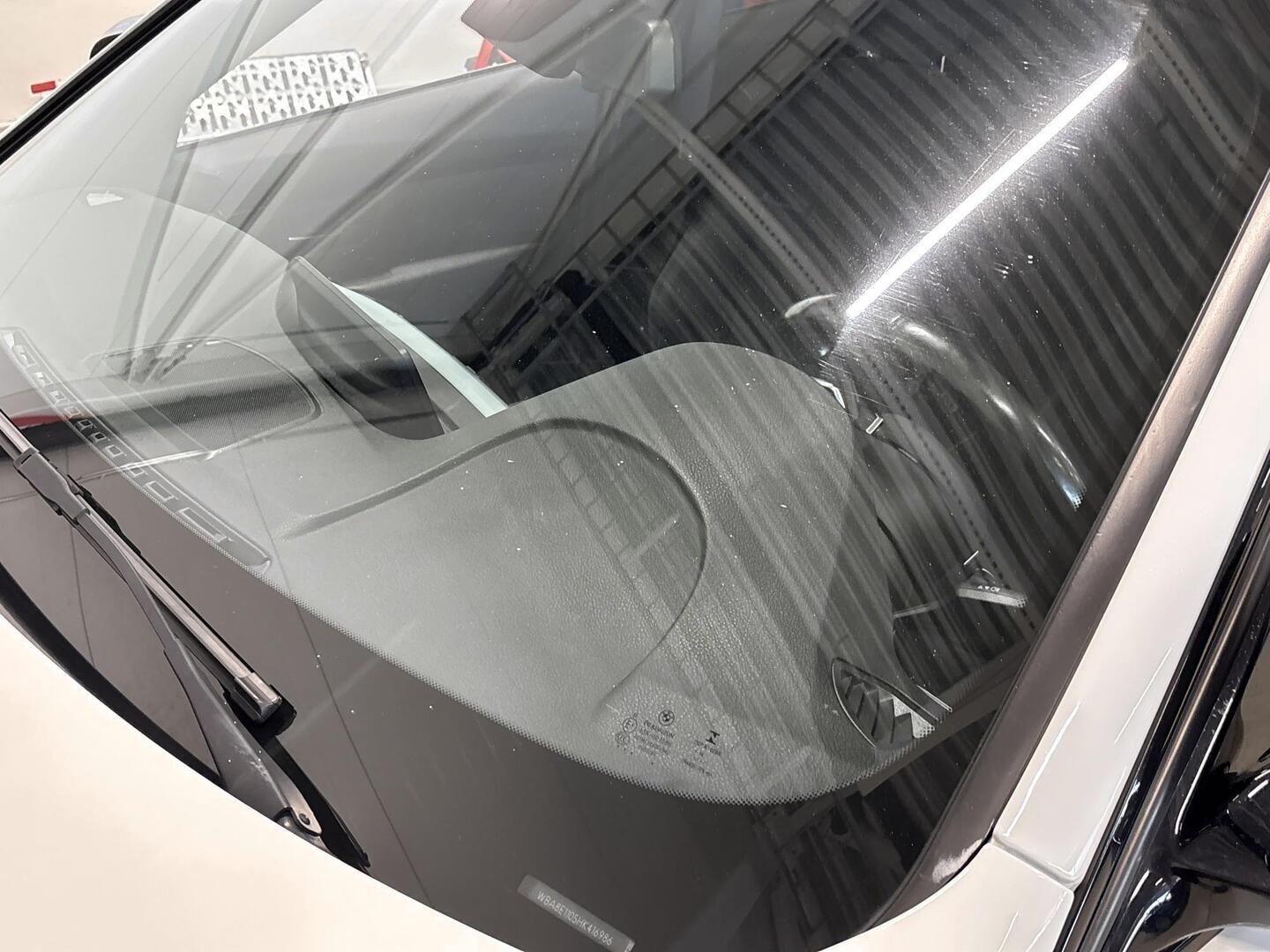 BMW 330 2016