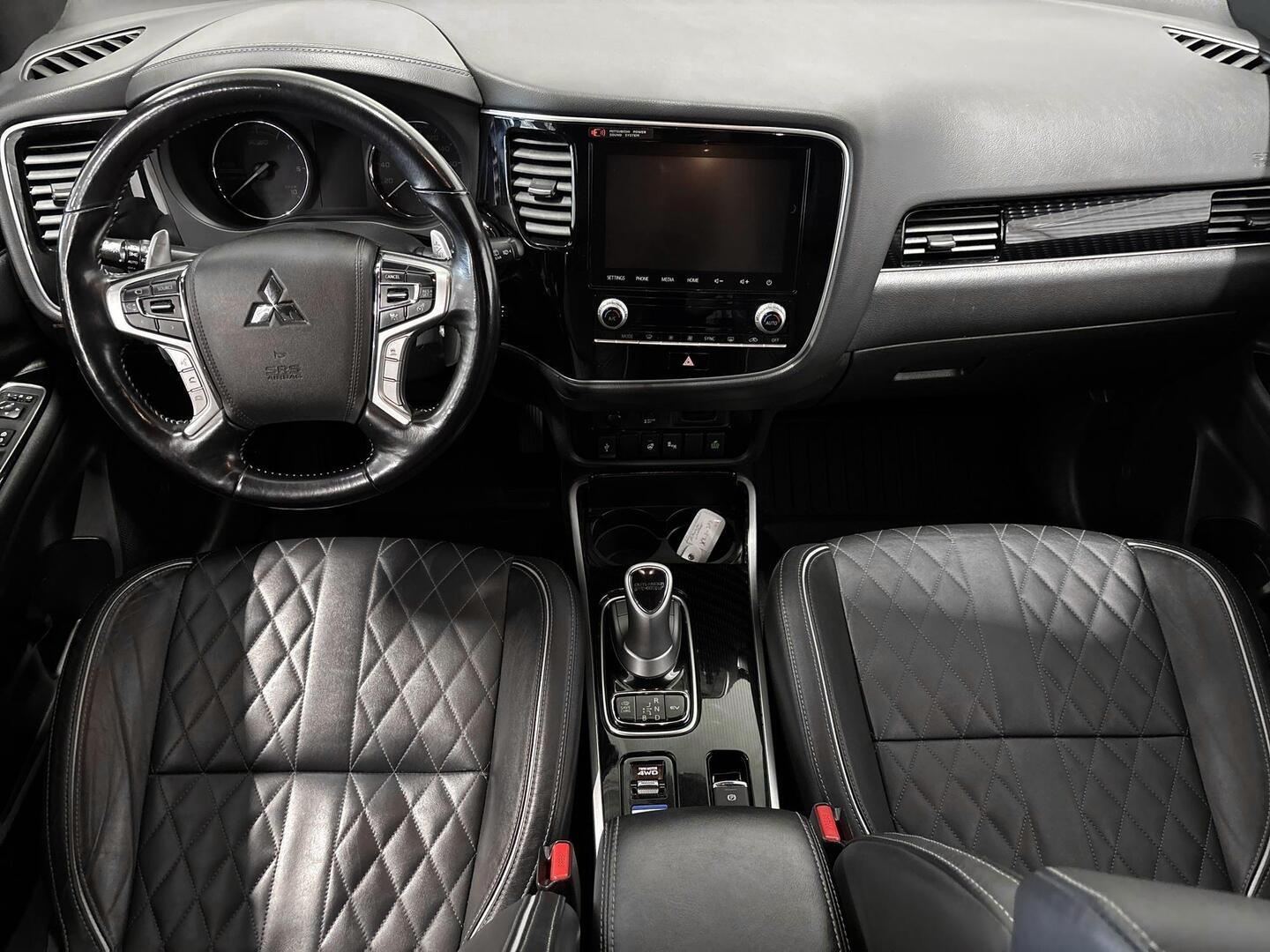 MITSUBISHI Outlander PHEV 2020