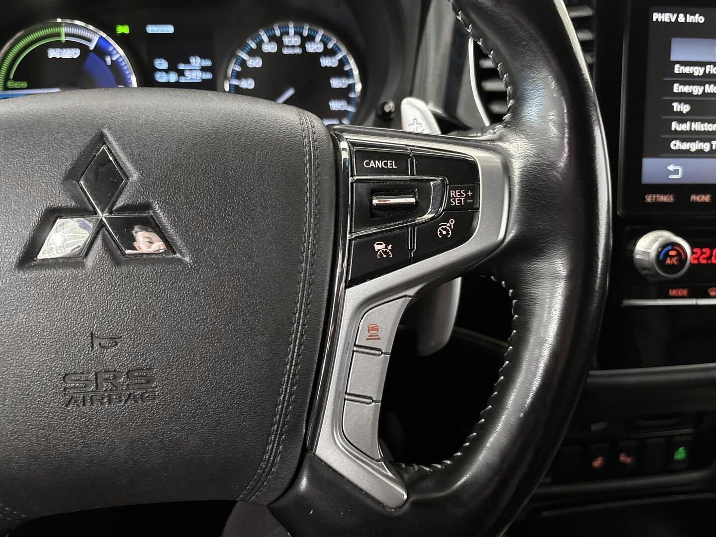 MITSUBISHI Outlander PHEV 2020