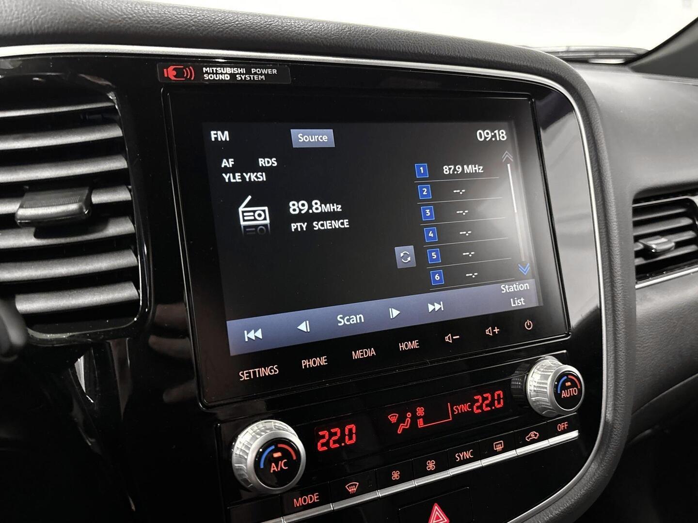 MITSUBISHI Outlander PHEV 2020