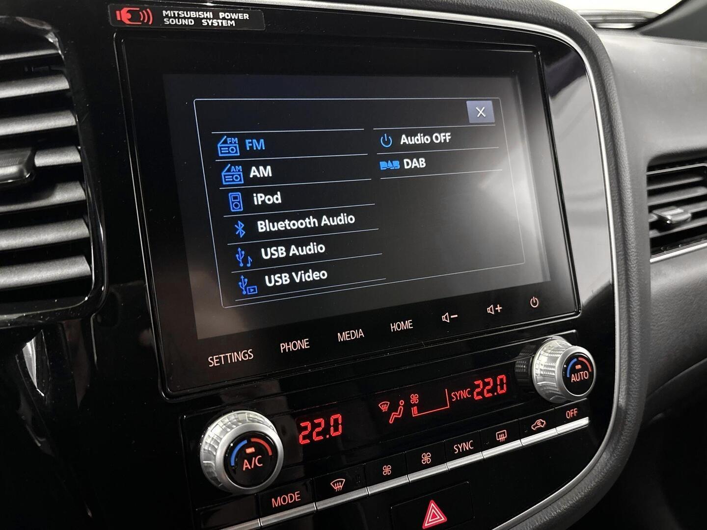 MITSUBISHI Outlander PHEV 2020
