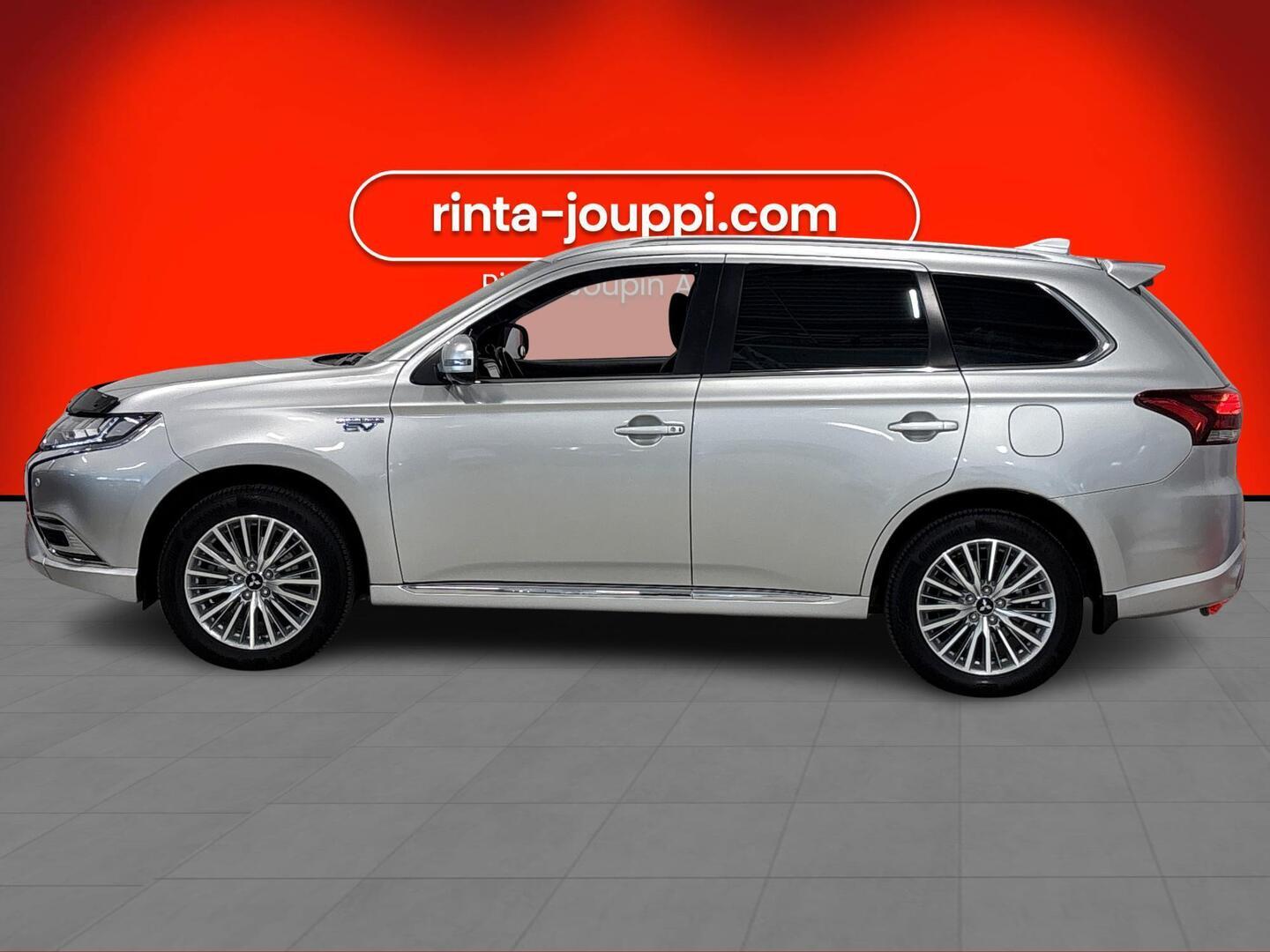 MITSUBISHI Outlander PHEV 2020