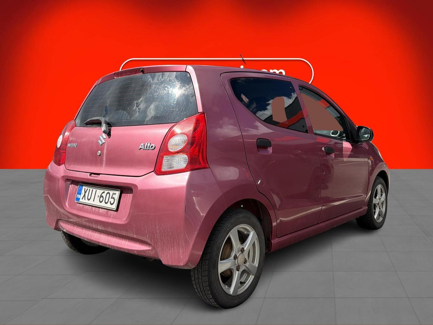 SUZUKI Alto 2011