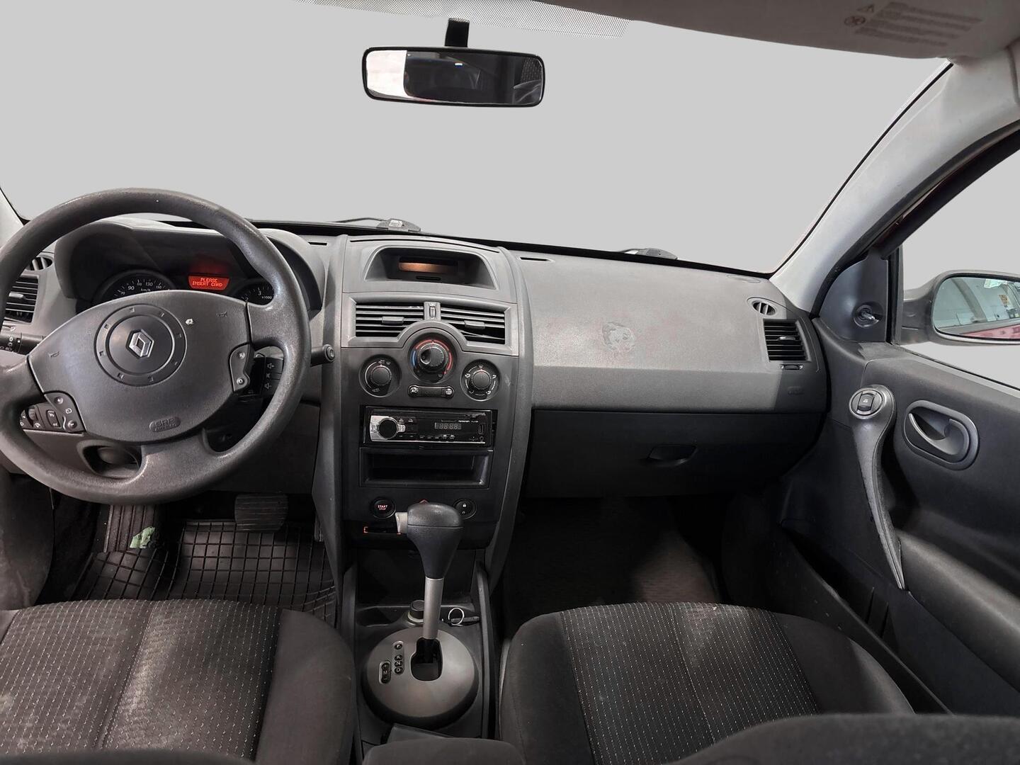 RENAULT Megane 2003