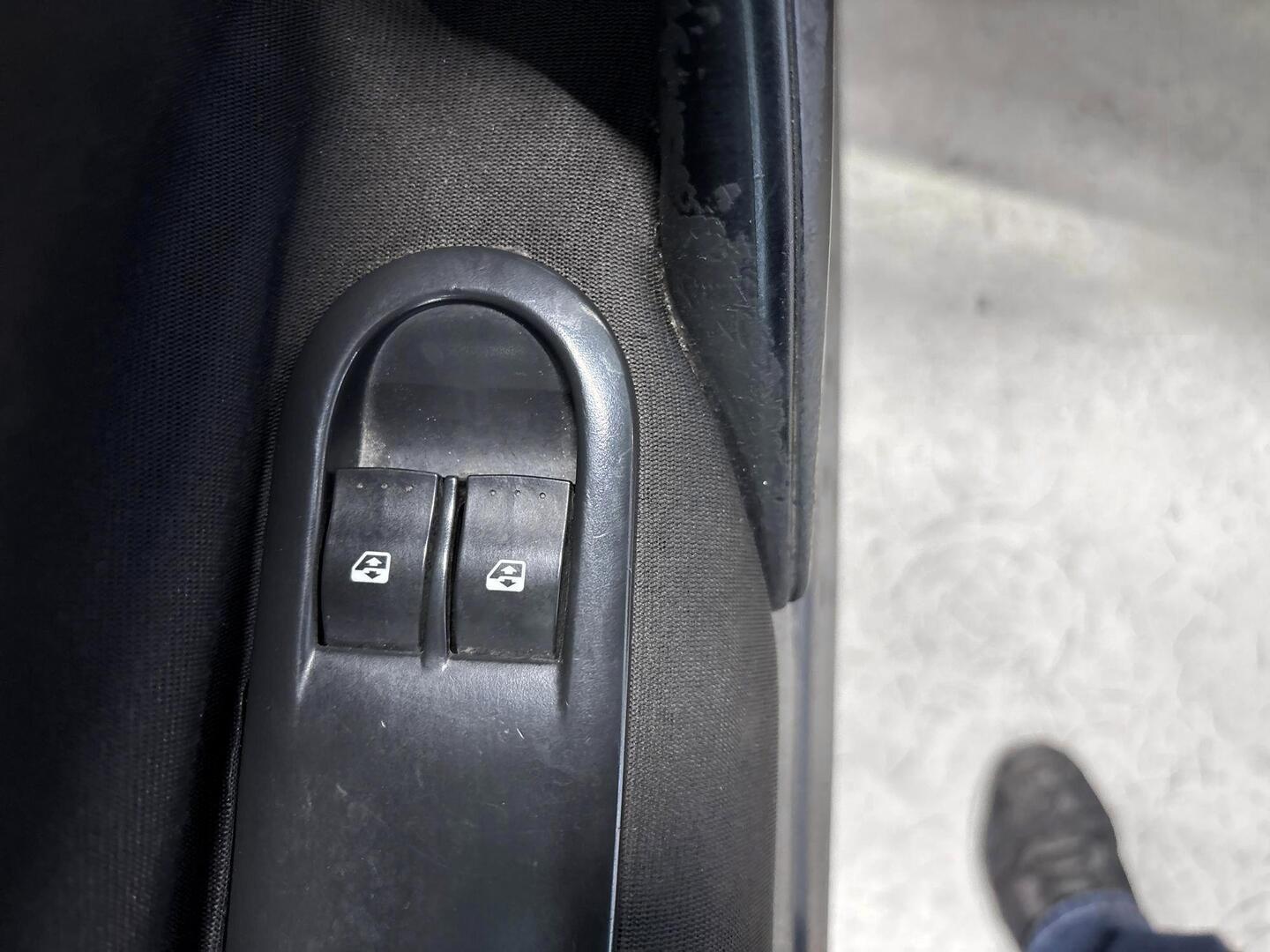 RENAULT Megane 2003