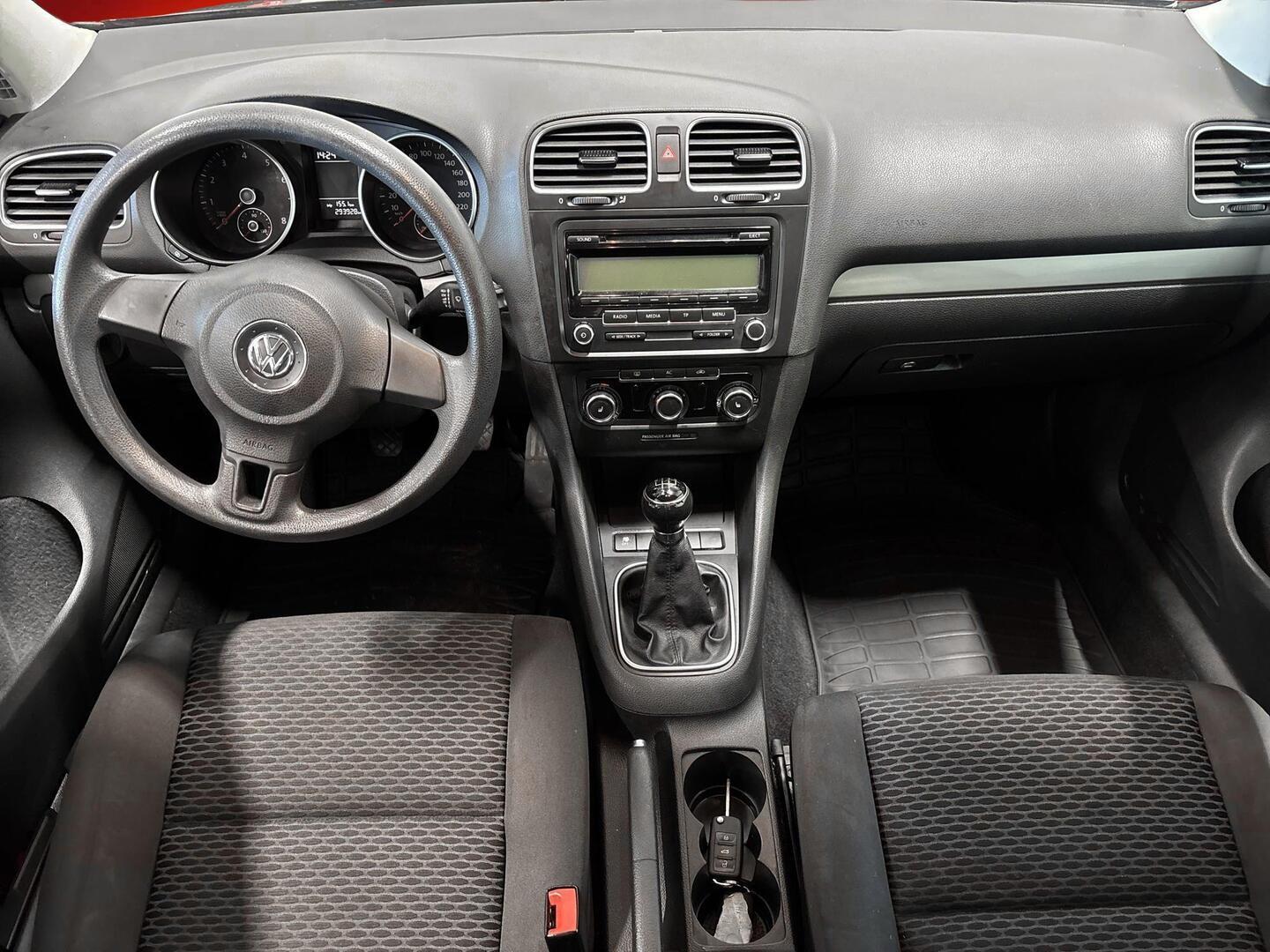 VOLKSWAGEN Golf 2011
