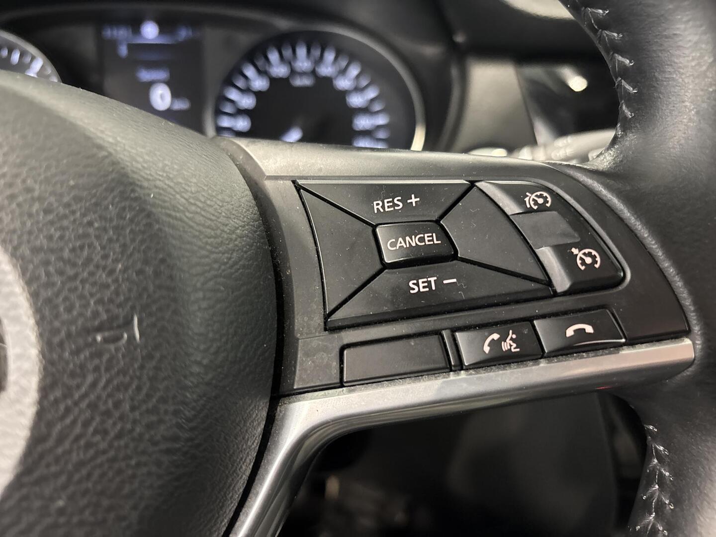 NISSAN Qashqai 2018