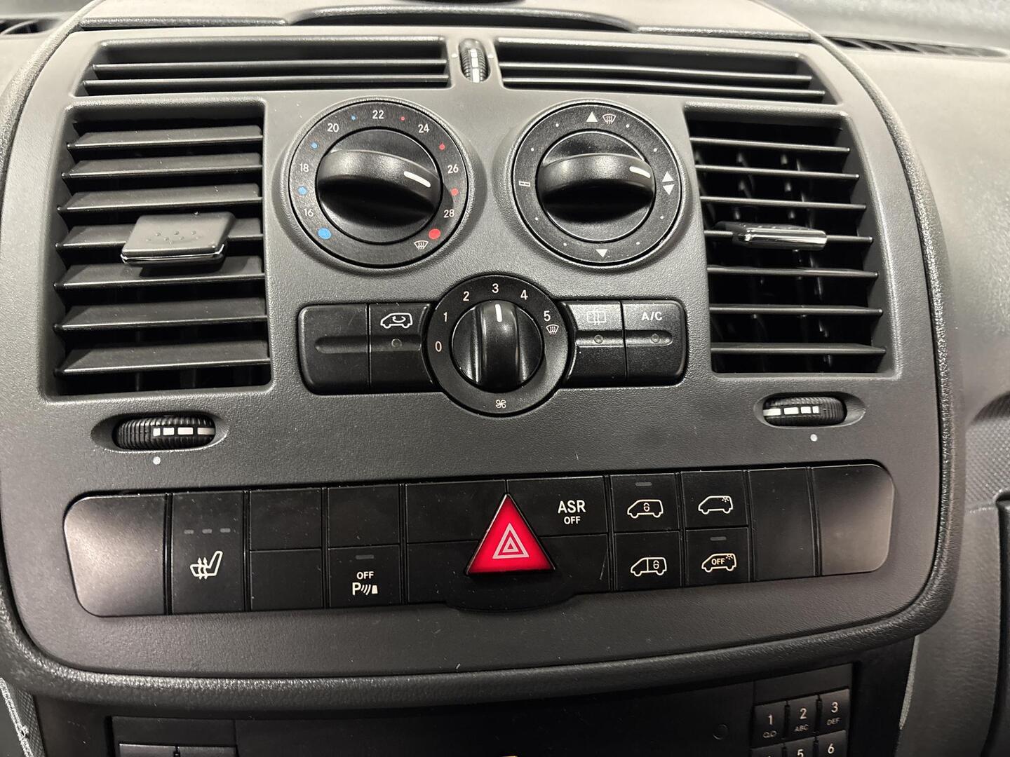 MERCEDES-BENZ Vito 2011