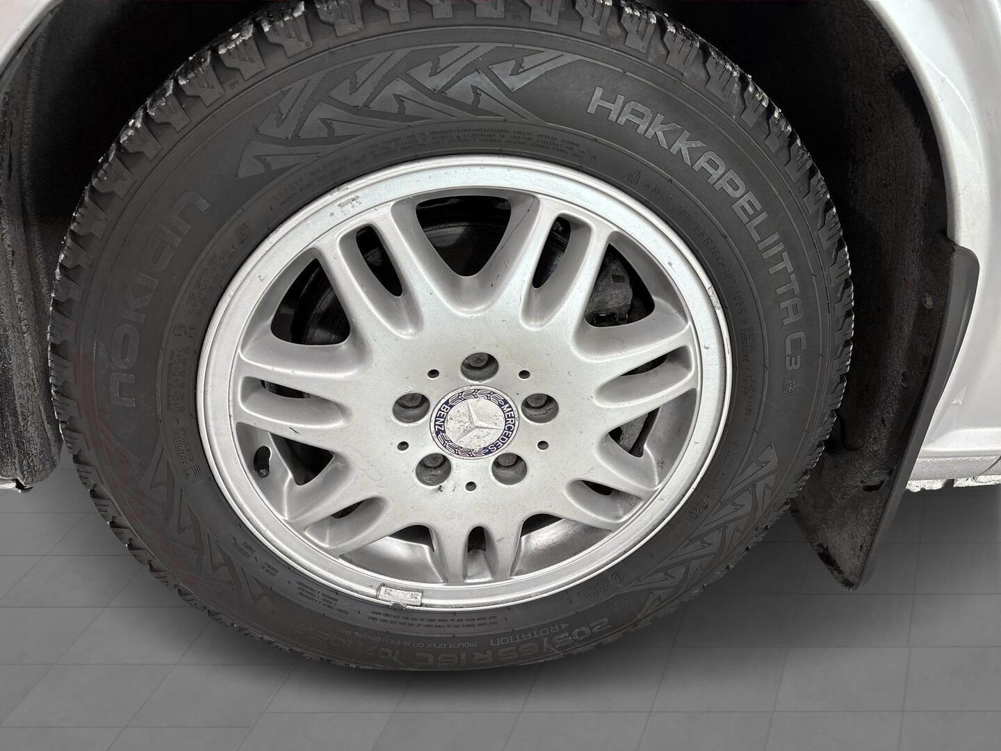 MERCEDES-BENZ Vito 2011