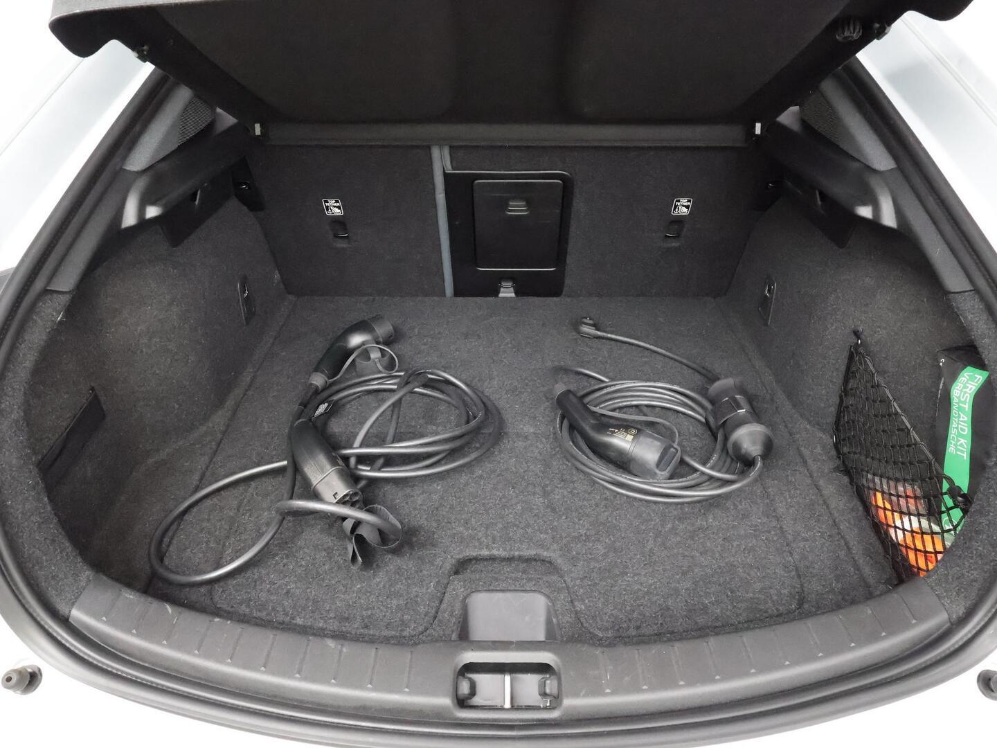 POLESTAR 2 2023