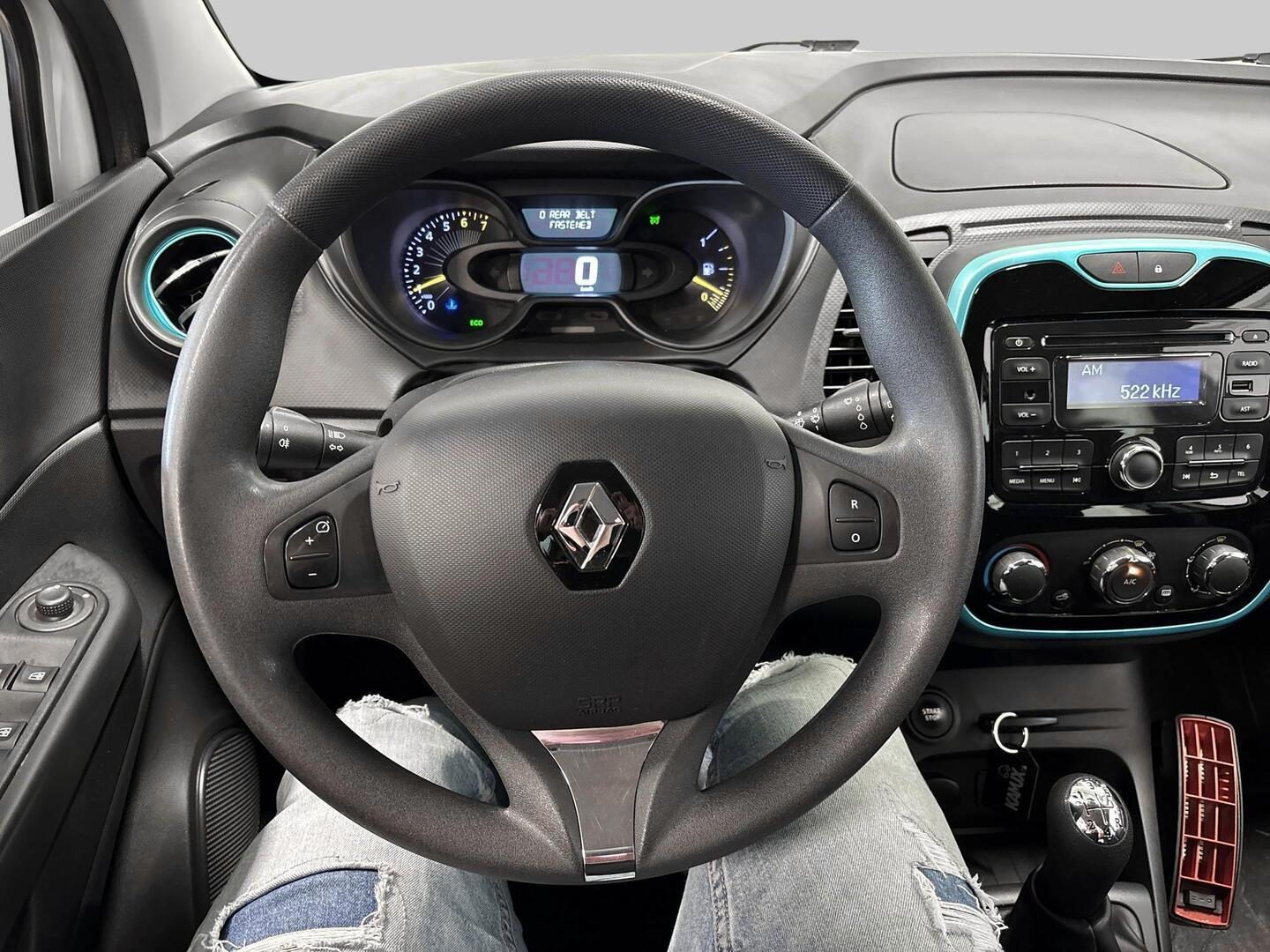 RENAULT Captur 2016