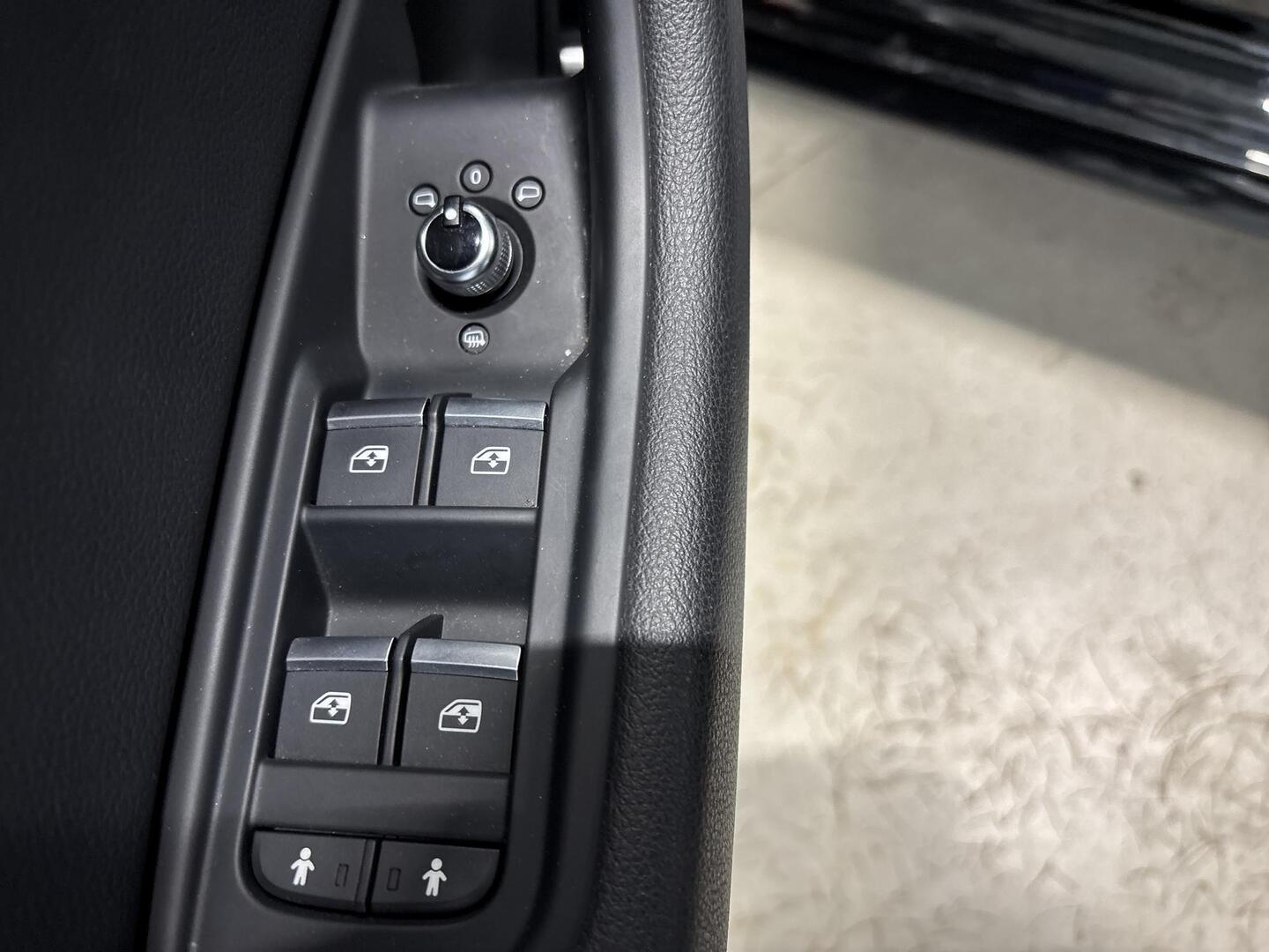 AUDI A4 2019