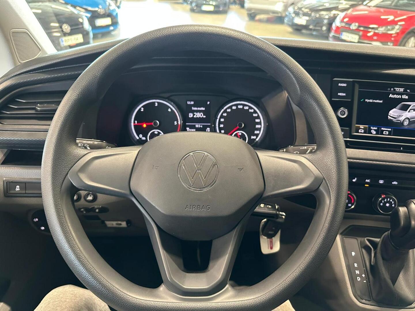 VOLKSWAGEN Transporter 2022
