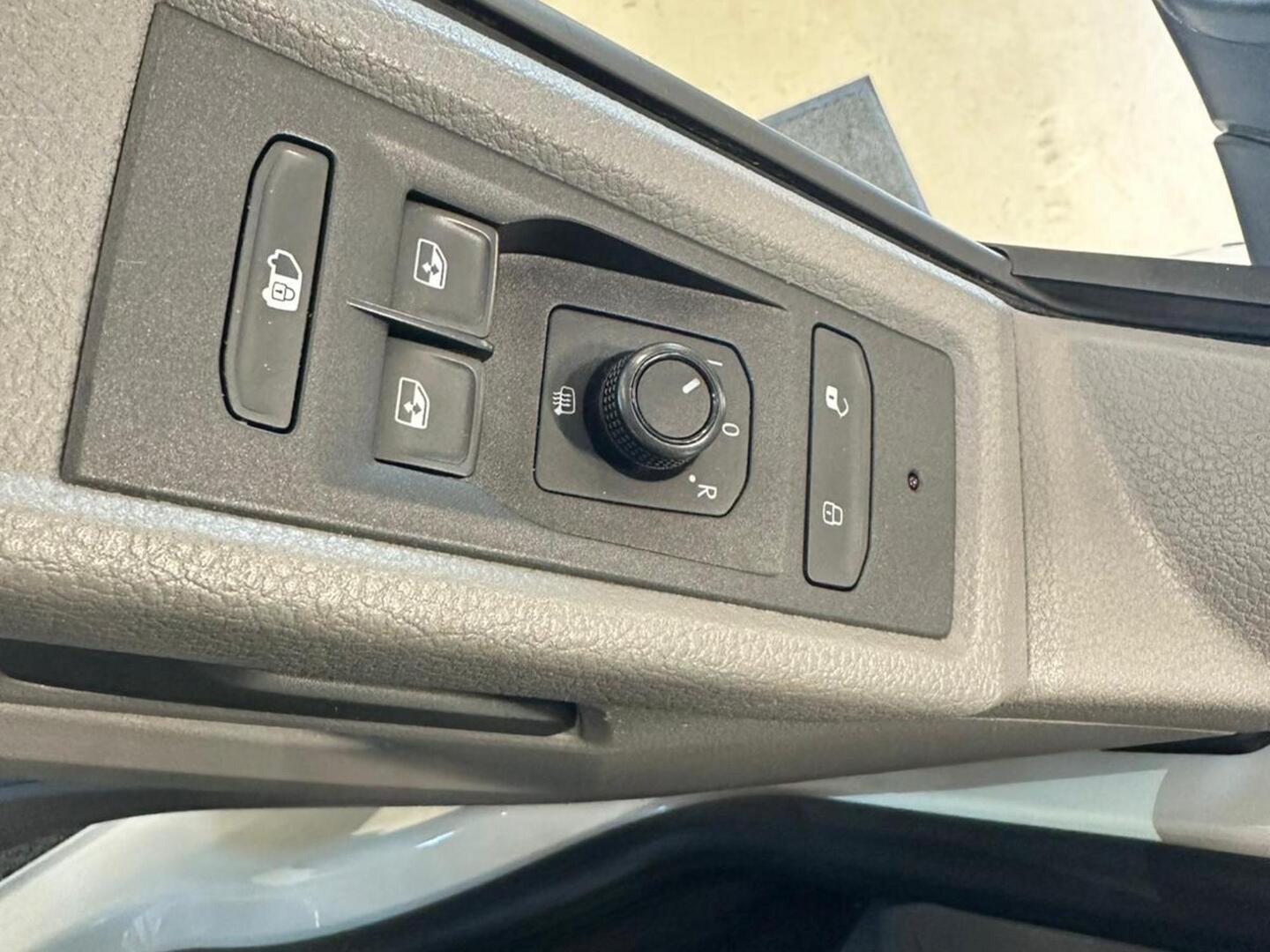 VOLKSWAGEN Transporter 2022