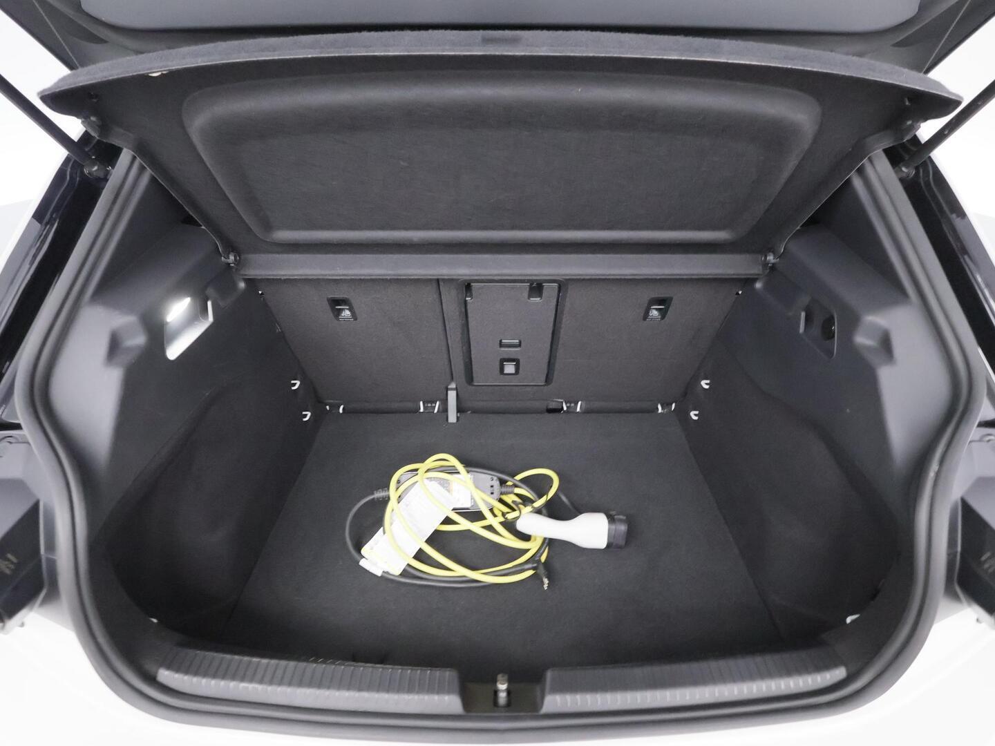 VOLKSWAGEN ID.3 2020