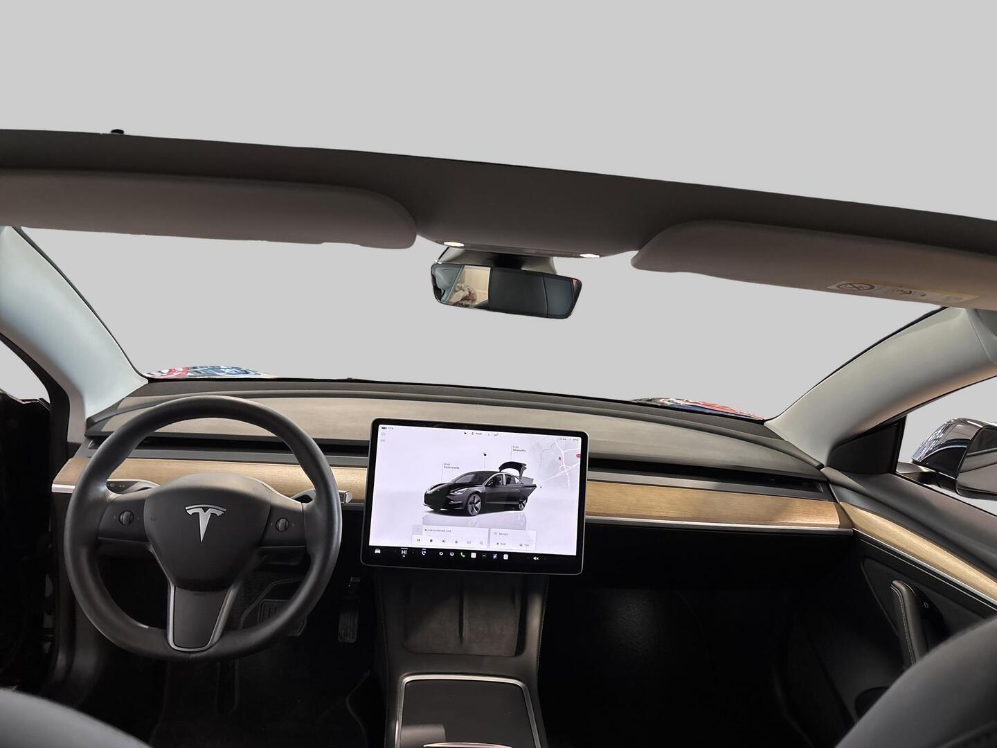 TESLA MODEL 3 2022