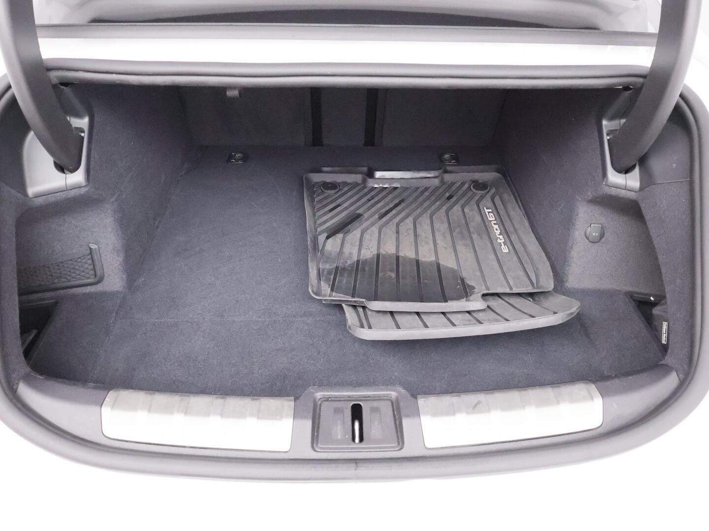 AUDI E-TRON GT RS 2022