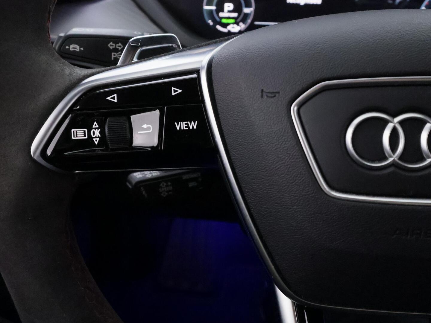 AUDI E-TRON GT RS 2022