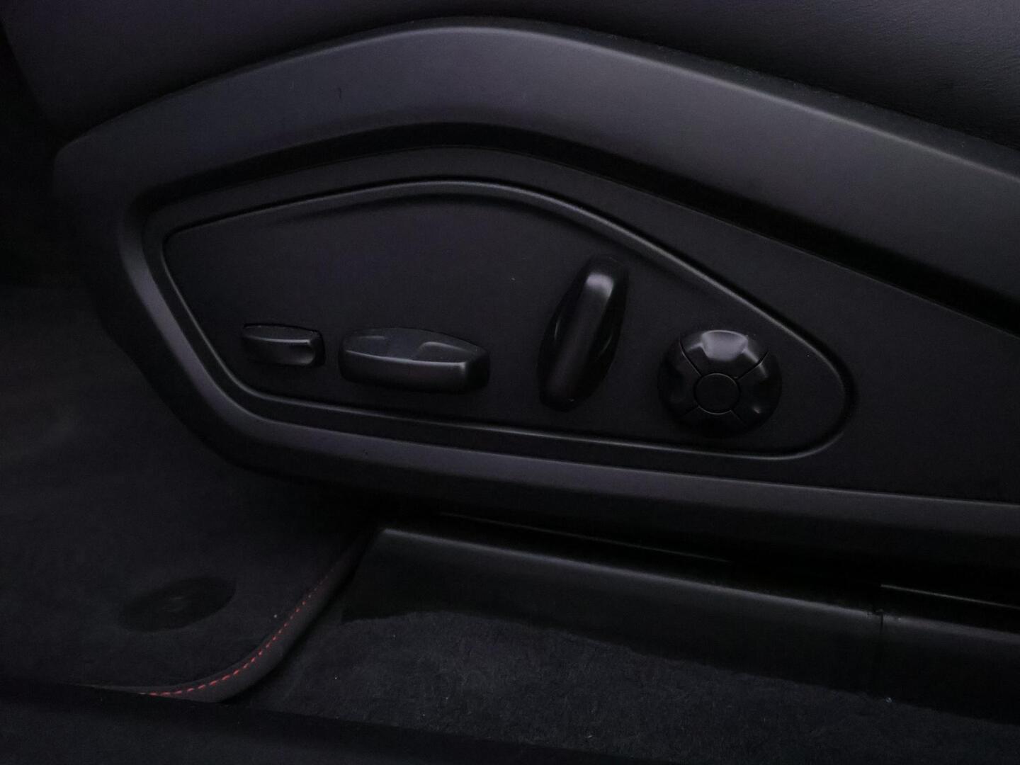 AUDI E-TRON GT RS 2022