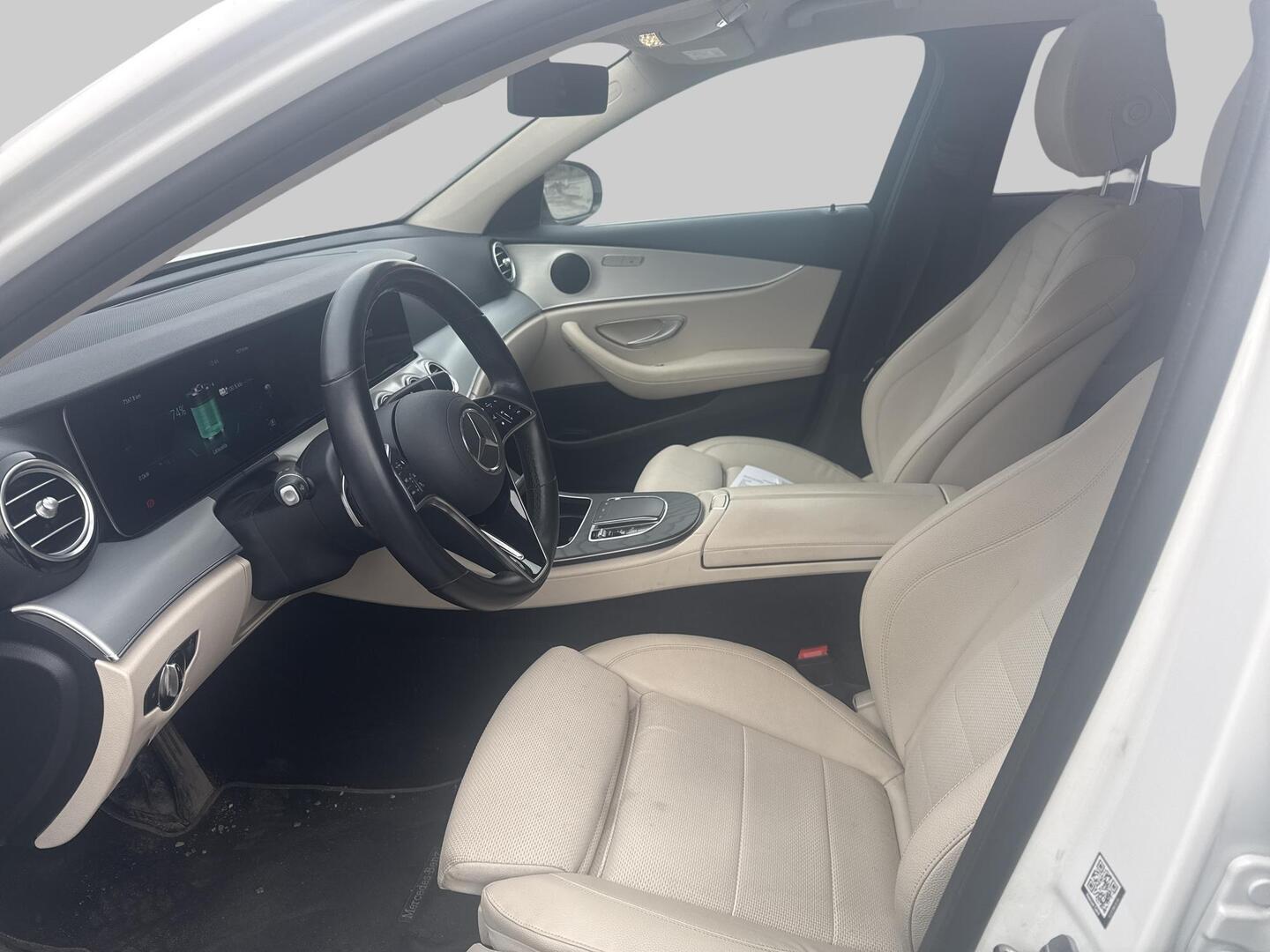 MERCEDES-BENZ E 2022