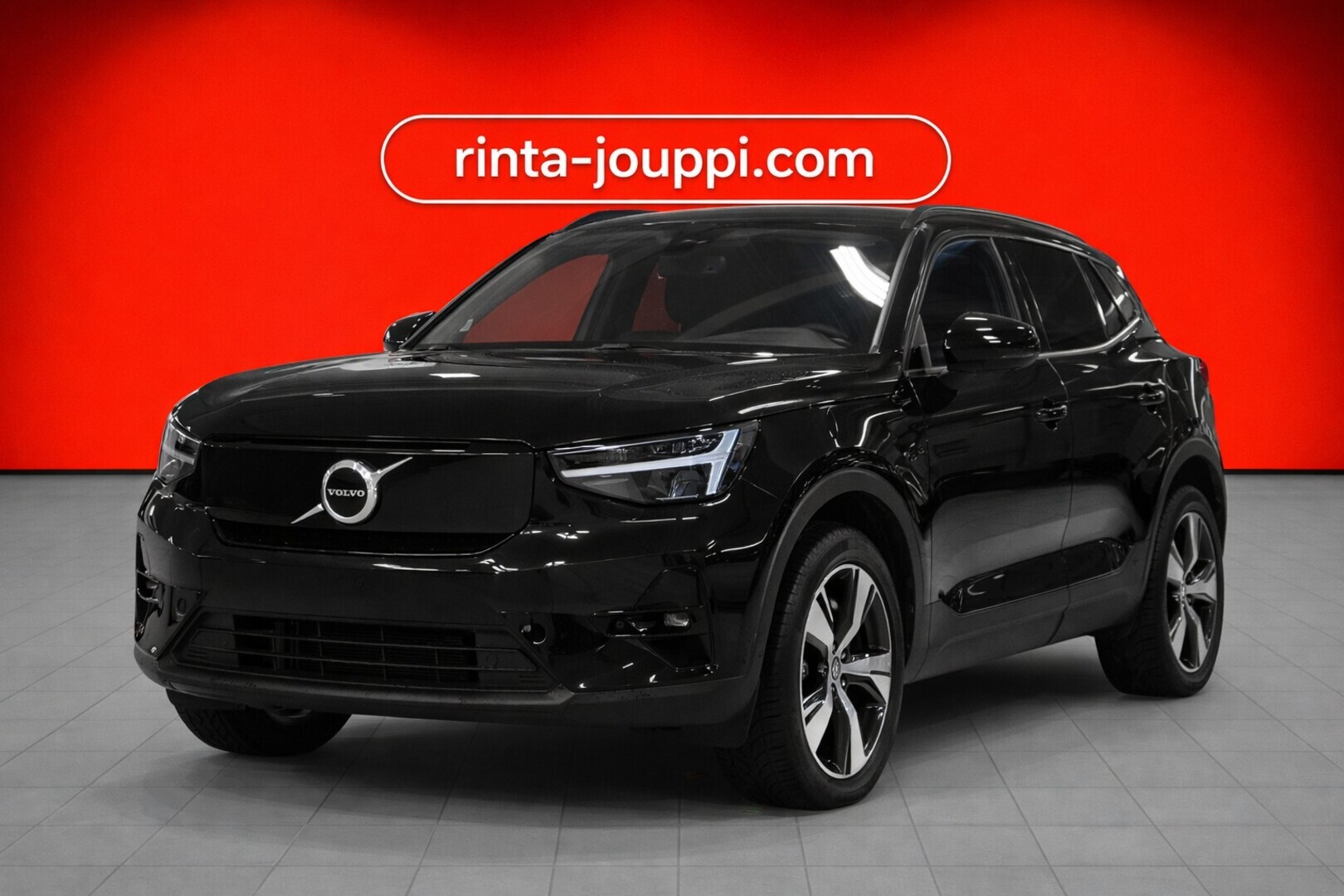 VOLVO XC40 2023