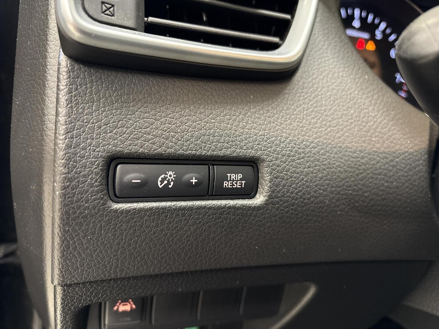 NISSAN QASHQAI 2018