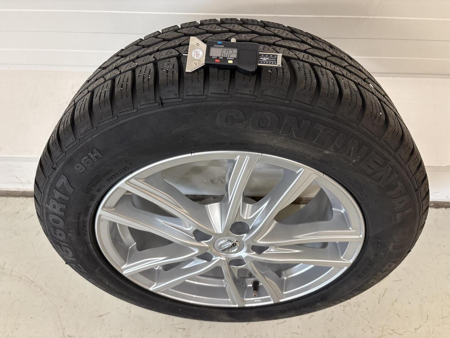 NISSAN QASHQAI 2018