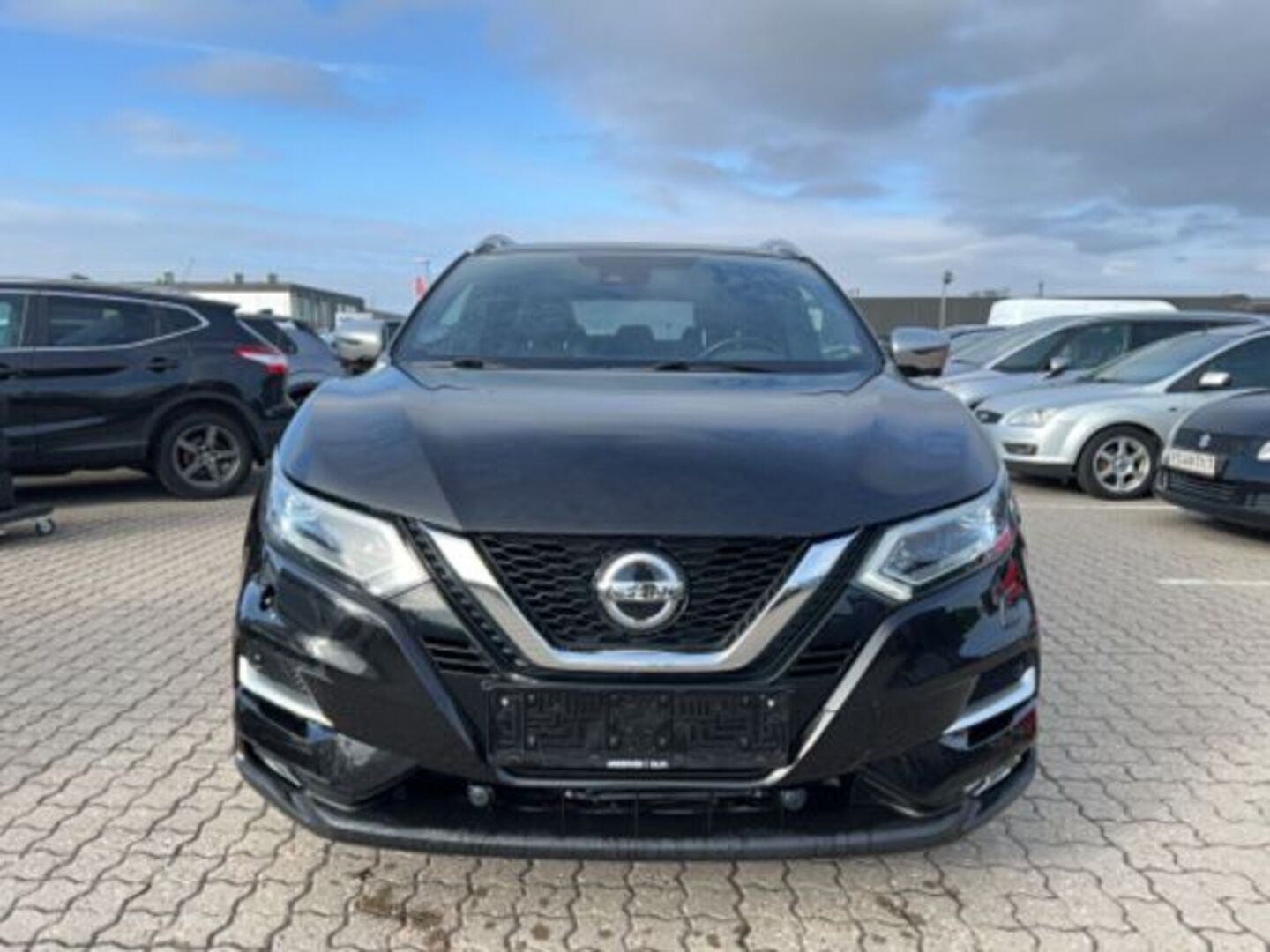 NISSAN QASHQAI 2018
