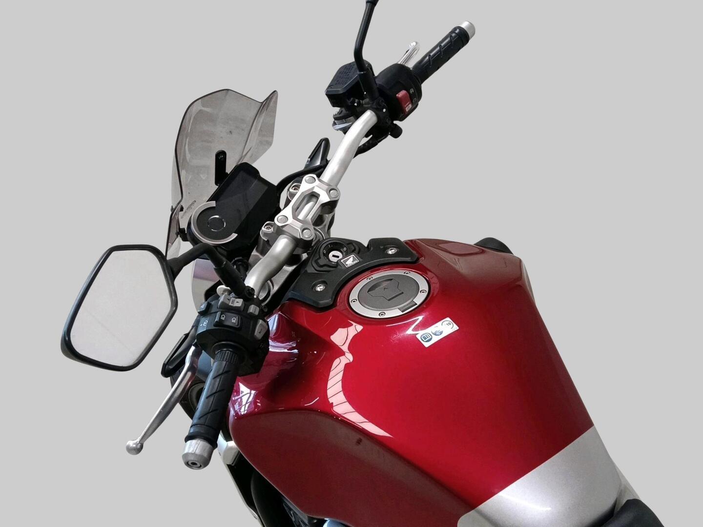 HONDA CB 2018